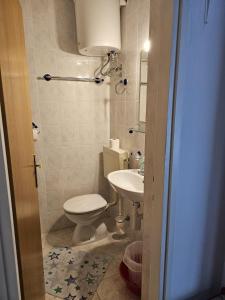 Koupelna v ubytování Studio Trpanj 257c