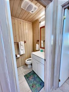 Ένα μπάνιο στο Schooners Landing