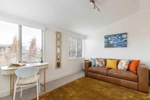 Posezení v ubytování The Golden Key Henley Beach