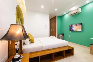 Μια τηλεόραση ή/και κέντρο ψυχαγωγίας στο Adventure Hotel