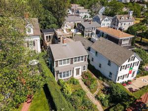 Bygningen som feriehuset ligger i