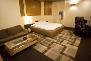 Gallery image of ホテルエポーAdult onlyー in Toyokawa