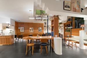 Μια τηλεόραση ή/και κέντρο ψυχαγωγίας στο Manxin Hotel Shenzhen Longgang