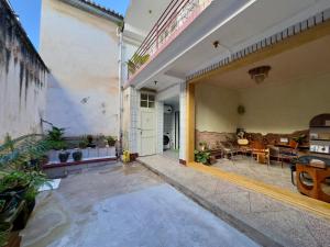 Rõdu või terrass majutusasutuses 717 house +20 fotot