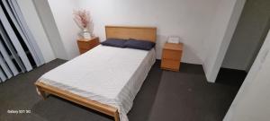 Postel nebo postele na pokoji v ubytování Modern Comfort