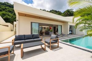 Bazén v ubytování Villa Coconut Samui - The Heart of Island Serenity nebo v jeho okolí