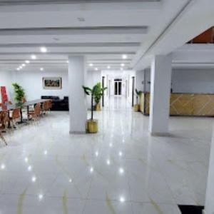 Ο χώρος του λόμπι ή της ρεσεψιόν στο Kings Inn Hotel +19 φωτογραφίες