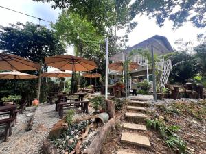 Zahrada ubytování Bukit Merah Laketown Resort