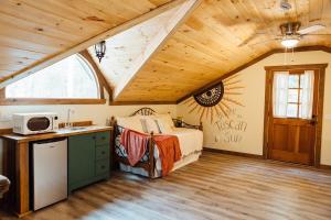 Η κουζίνα ή μικρή κουζίνα στο Escape to Villa Serena