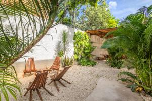 Κήπος έξω από το Casa Wayra Tulum