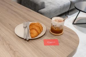 Mad på hotellet eller i nærheden + 59 billeder