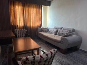 Χώρος καθιστικού στο Collection O Machilipatnam Bus Terminal Formerly Vijaya Raghava Residency