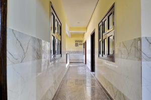 Fotografie z fotogalerie ubytování Hotel O Sector 23 Udyog Vihar v destinaci Gurgáon