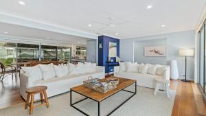 Χώρος καθιστικού στο 81 The Boulevarde Hawks Nest +5 φωτογραφίες