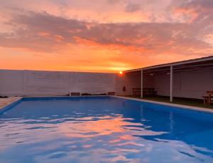 Πισίνα στο ή κοντά στο Alojamiento privado en casa de playa