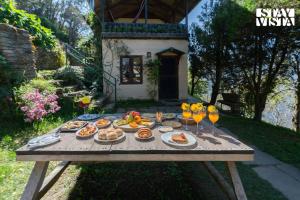 Jídlo v vily nebo okolí