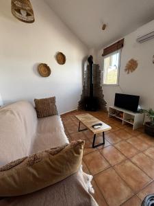 Χώρος καθιστικού στο El mirador de Espadán +21 φωτογραφίες