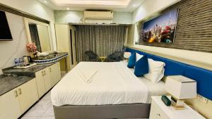 Μια τηλεόραση ή/και κέντρο ψυχαγωγίας στο Trans World Hotel +18 φωτογραφίες