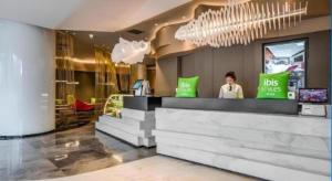 Ο χώρος του λόμπι ή της ρεσεψιόν στο ibis Styles Yangzhou Baixiang Rd Hotel