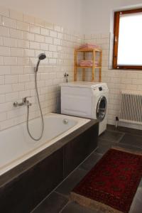 Ένα μπάνιο στο Landhaus Postmeister