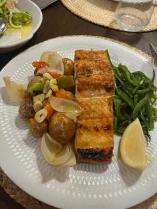 Φαγητό σε αυτός ο ξενώνας ή κάπου εκεί κοντά