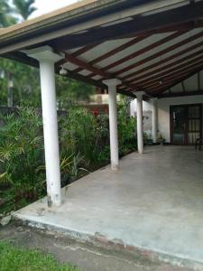 Vườn quanh The Little House villa Ahangama +13 ảnh