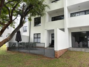 Το κτήριο όπου στεγάζεται  το διαμέρισμα