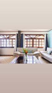 Ένα ή περισσότερα κρεβάτια σε δωμάτιο στο Host Company Jaco Luxury +43 φωτογραφίες