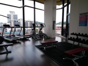 Γυμναστήριο ή/και όργανα γυμναστικής στο Homestay MKH Boulevard 1