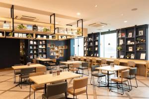 Χώρος καθιστικού στο KEIKYU EX INN Haneda Innovation City 2 minutes walk from HICity Exit of Tenkubashi Station