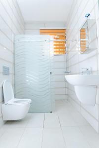 Ένα μπάνιο στο Hidden Gem in Tema 25