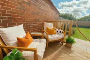 Posezení v ubytování Tanshelf House - Pontefract Town Centre