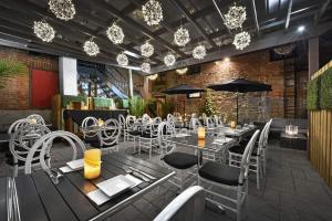 Restaurace v ubytování Hotel Épik Montréal