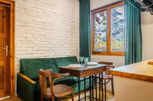 Posezení v ubytování Paganini House close to Center and Rowing Canal