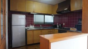 Η κουζίνα ή μικρή κουζίνα στο Ikebukuro +29 φωτογραφίες