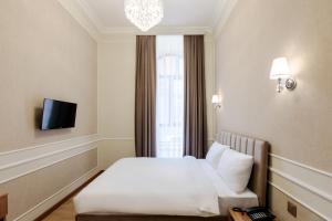 Μια τηλεόραση ή/και κέντρο ψυχαγωγίας στο Novo Sky Boutique