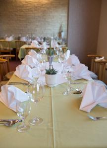 Gallery image of Hotel & Restaurant Waldcafe Hettstedt in Hettstedt