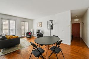 Χώρος καθιστικού στο Cour de la Garonne -Proche Disneyland avec parking