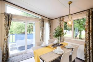 O zonă de relaxare la Host & Stay - Sunbird Lodge