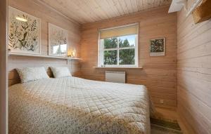 Ένα ή περισσότερα κρεβάτια σε δωμάτιο στο Lovely Home In Skjern With Wifi