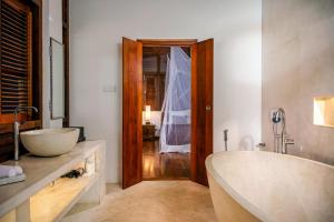 Ένα μπάνιο στο No 05 Middle Street