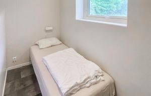 Ένα ή περισσότερα κρεβάτια σε δωμάτιο στο Amazing Apartment In Eidfjord With House A Mountain View +3 φωτογραφίες