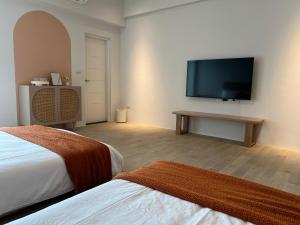 TV a/nebo společenská místnost v ubytování 靜沐森林