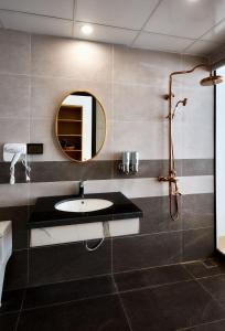 Gallery image of Trung Khanh Hotel in Trùng Khánh