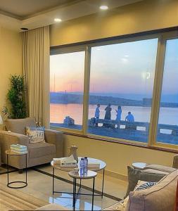 Posezení v ubytování استراحة شاطي النخيل مطله على البحربدون مسبح