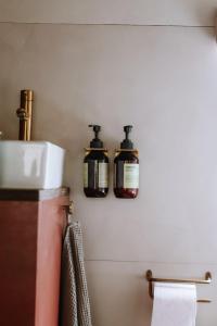 Φωτογραφία από το άλμπουμ του Unieke overnachting in Amerikaanse Schoolbus σε Breezand