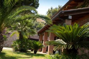 Zahrada ubytování Villa Fortuna - villa 12 posti con piscina