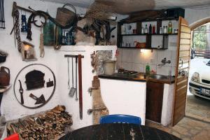 Kuchyň nebo kuchyňský kout v ubytování Apartments by the sea Ivan Dolac, Hvar - 4584 + 37 fotografií