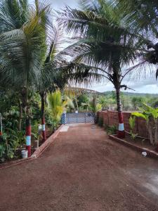 Κήπος έξω από το Bageshree homestay