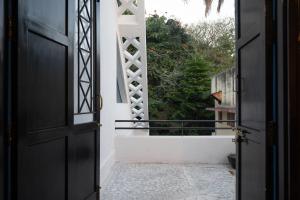 Balkón nebo terasa v ubytování The Island Indiranagar